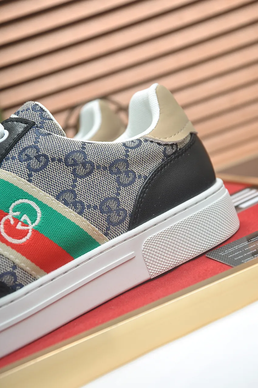 Men's men's shoes💰440💶[GUCCI] official website 1:1 men's sports shoes are now on the market. They are made of original fabric + water-dyed sheepskin lining, plus the official website original 1:1 comfortable outsole. Fashionable and versatile, super comfortable and breathable. Standard shoe size 38/45 (custom-made size 45 is non-refundable)